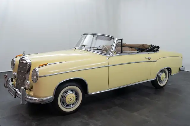 Mercedes-Benz 220 S Ponton Cabriolet