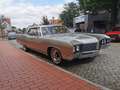 Buick Electra Hardtop Coupe - thumbnail 2