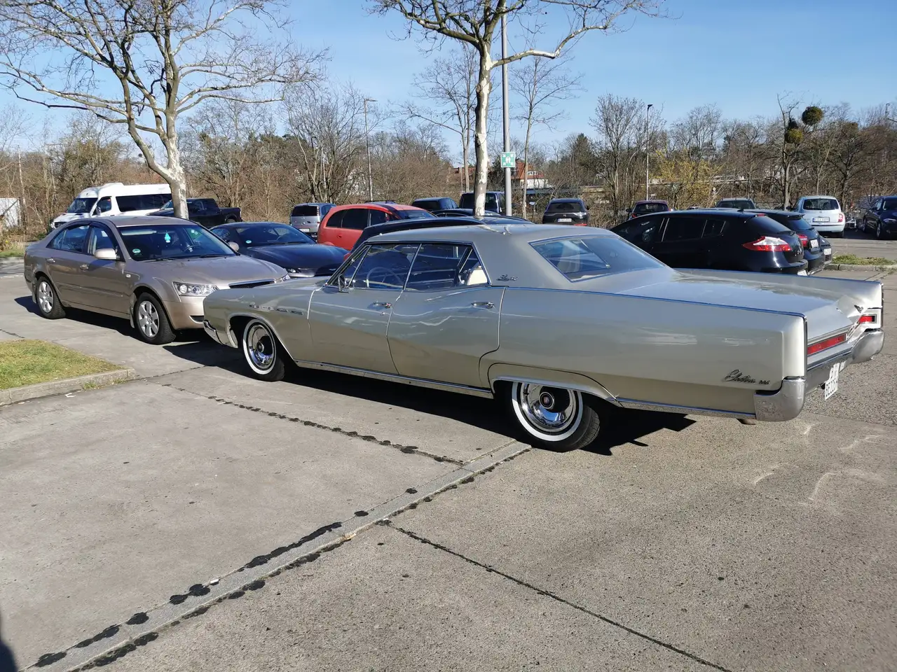 Buick Electra Hardtop Coupe, foto 3
