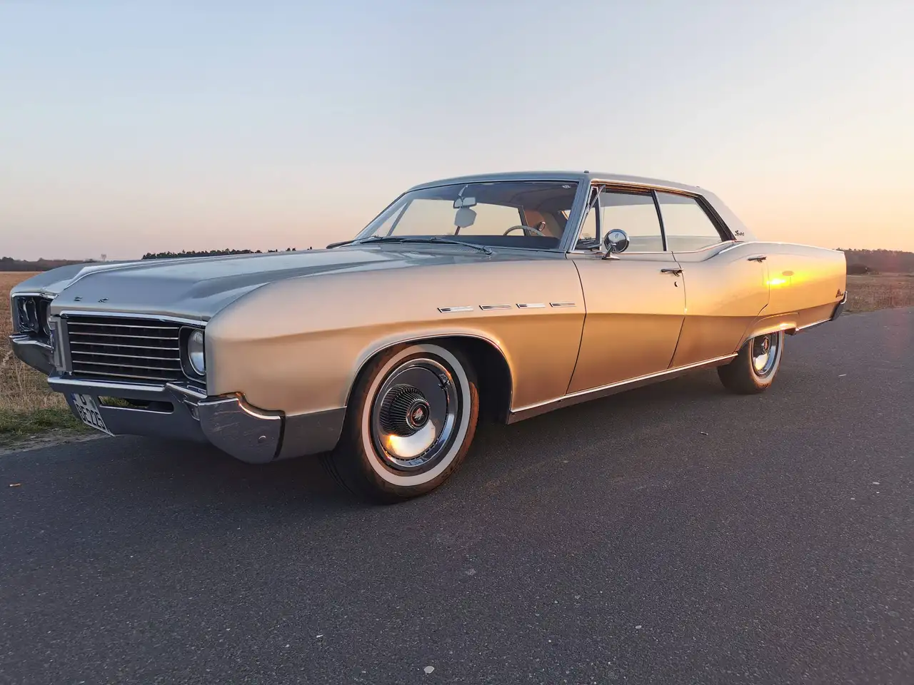 Buick Electra Hardtop Coupe, foto 1