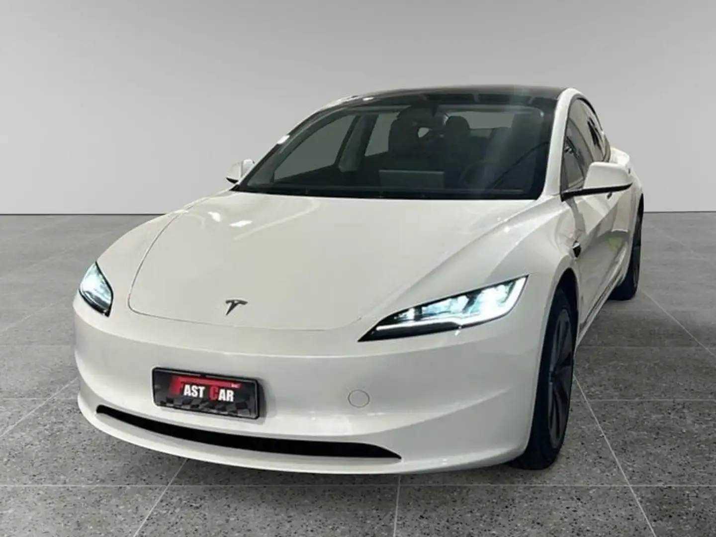 Tesla Model 3 NV35 RWD Bianco - 1