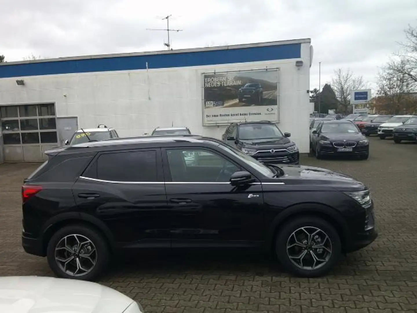 SsangYong Korando Style 1.5T 6 Gang, LED Scheinwerfer, Aluf. 18" Noir - 2