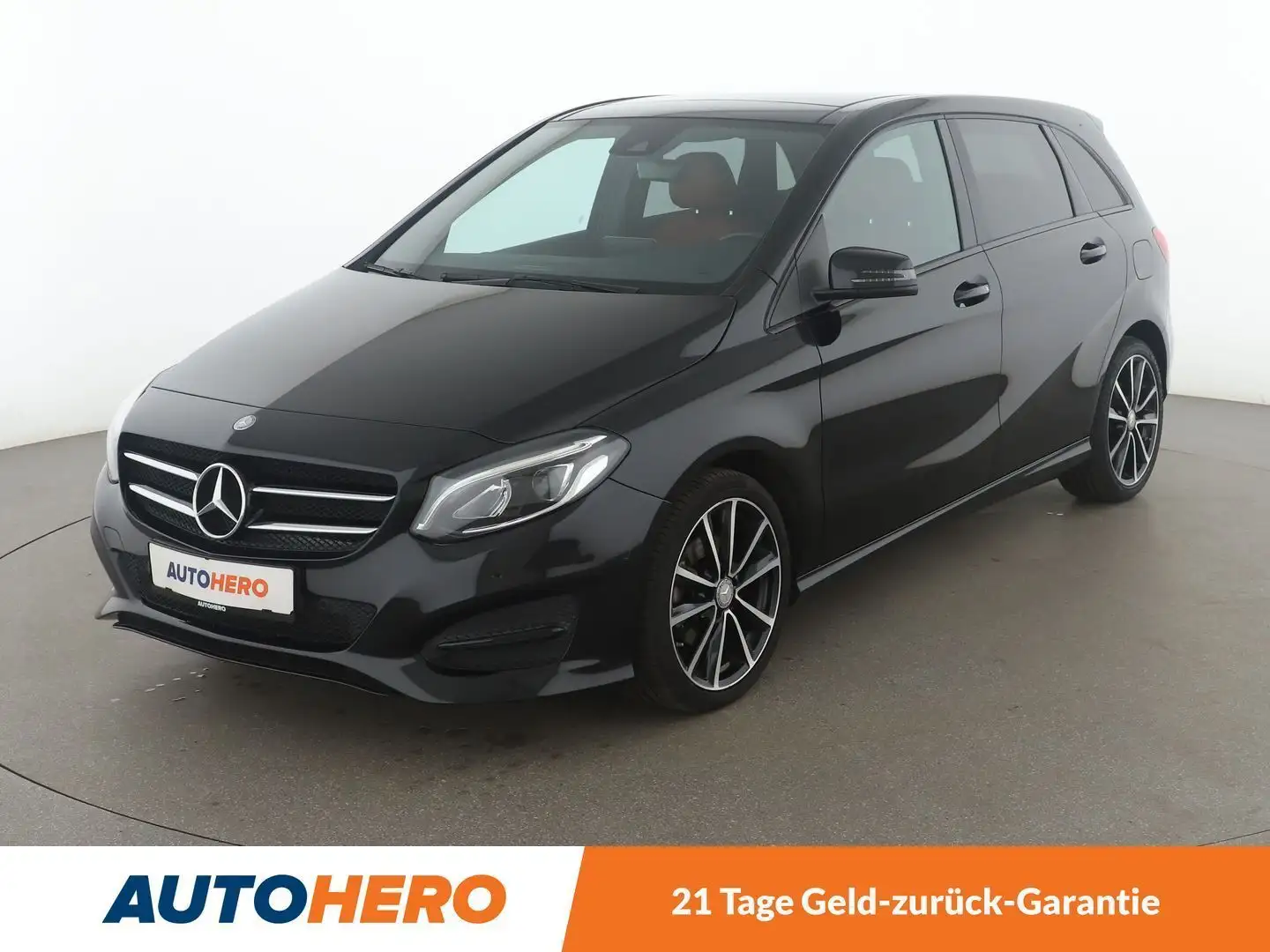 Mercedes-Benz B 220 B 220 4Matic Urban Aut.*NAVI*TEMPO*PANO*CAM*LED* Černá - 1