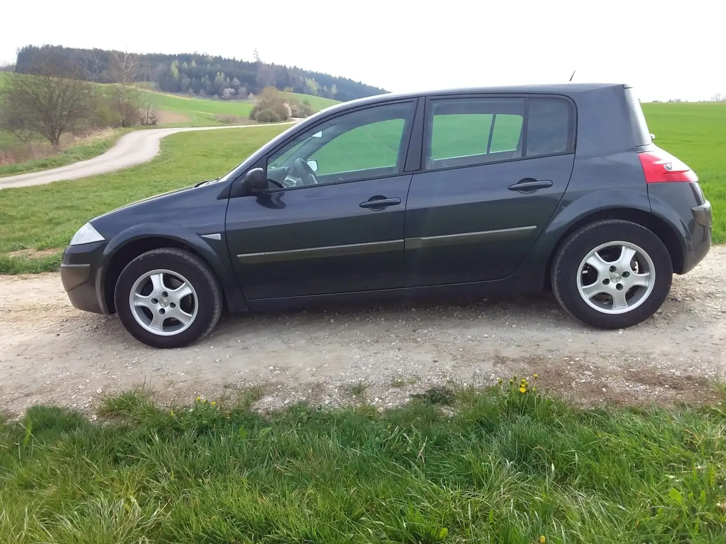 Renault Megane 1.6 Avantage Grau - 2