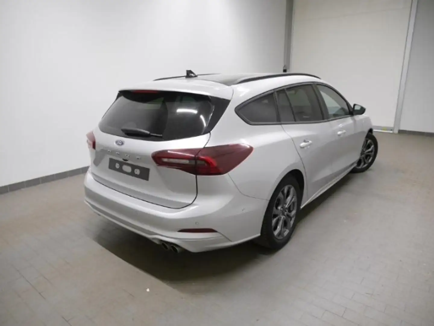 Ford Focus Turnier ST-Line X, SCHIEBEDACH, HECKKLAPPE elektri Silber - 2