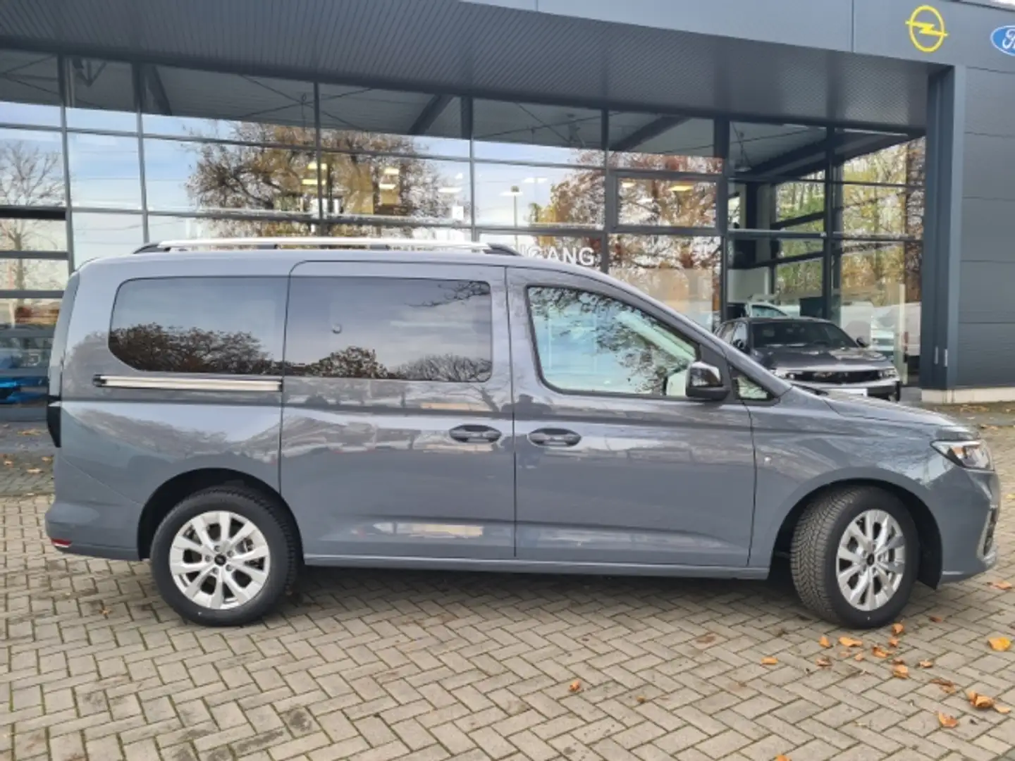 Ford Grand Tourneo Titanium 7-Sitzer AHK-abnehmbar,Navi,Leder,iACC,PD Gris - 2