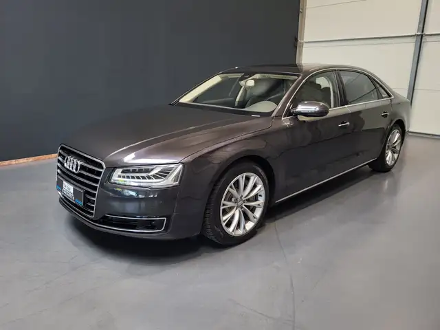 Audi A8 4.2 TDI quattro Lang *TOP Ausstattung*