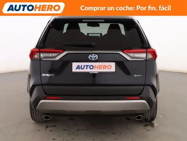 Toyota Rav4 view 5