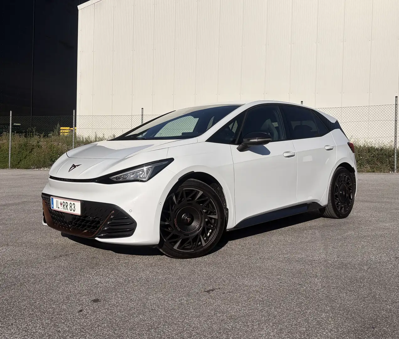 CUPRA Born Born VZ 79/84kWh Weiß - 1