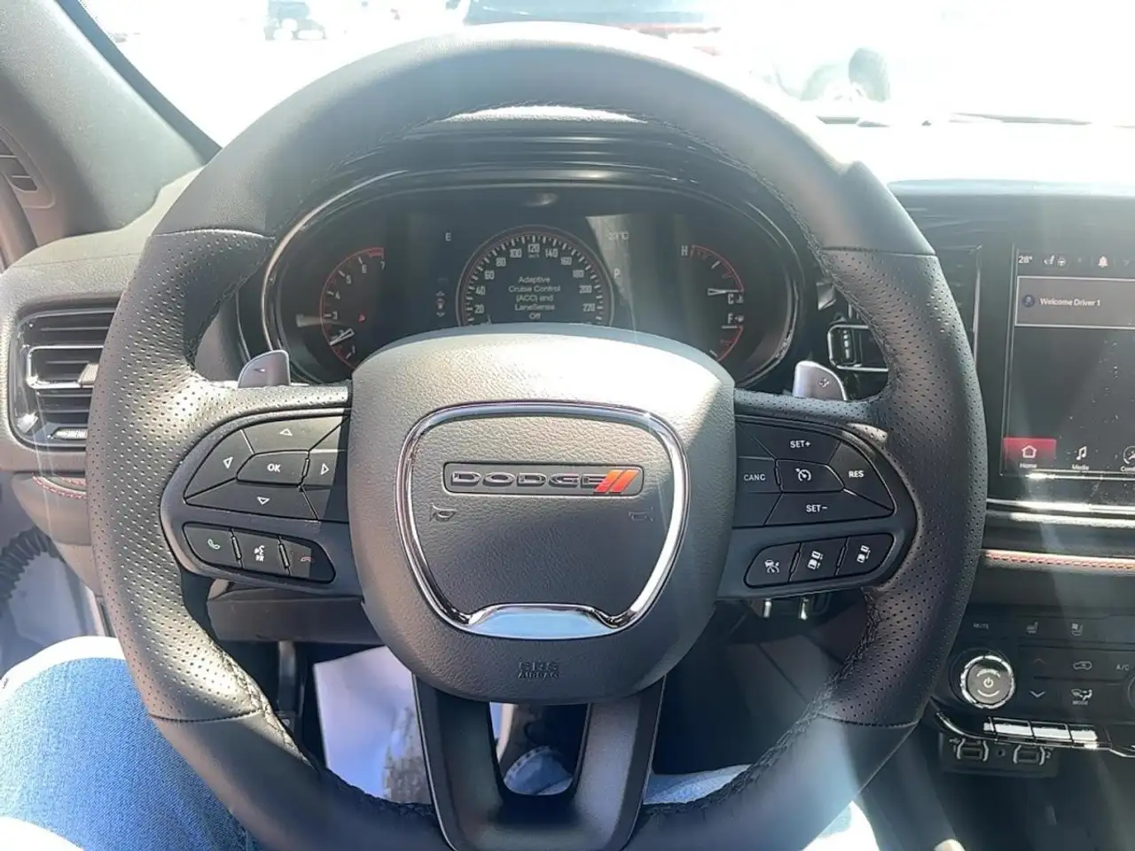 Dodge Durango снимка Dodge Durango