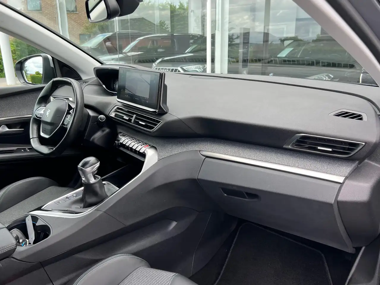 Peugeot 3008 1.2 ESSENCE 130CV / ALLURE / GRAND GPS / CAMERA / CRUISE / CARPLAY, миниатюра 16