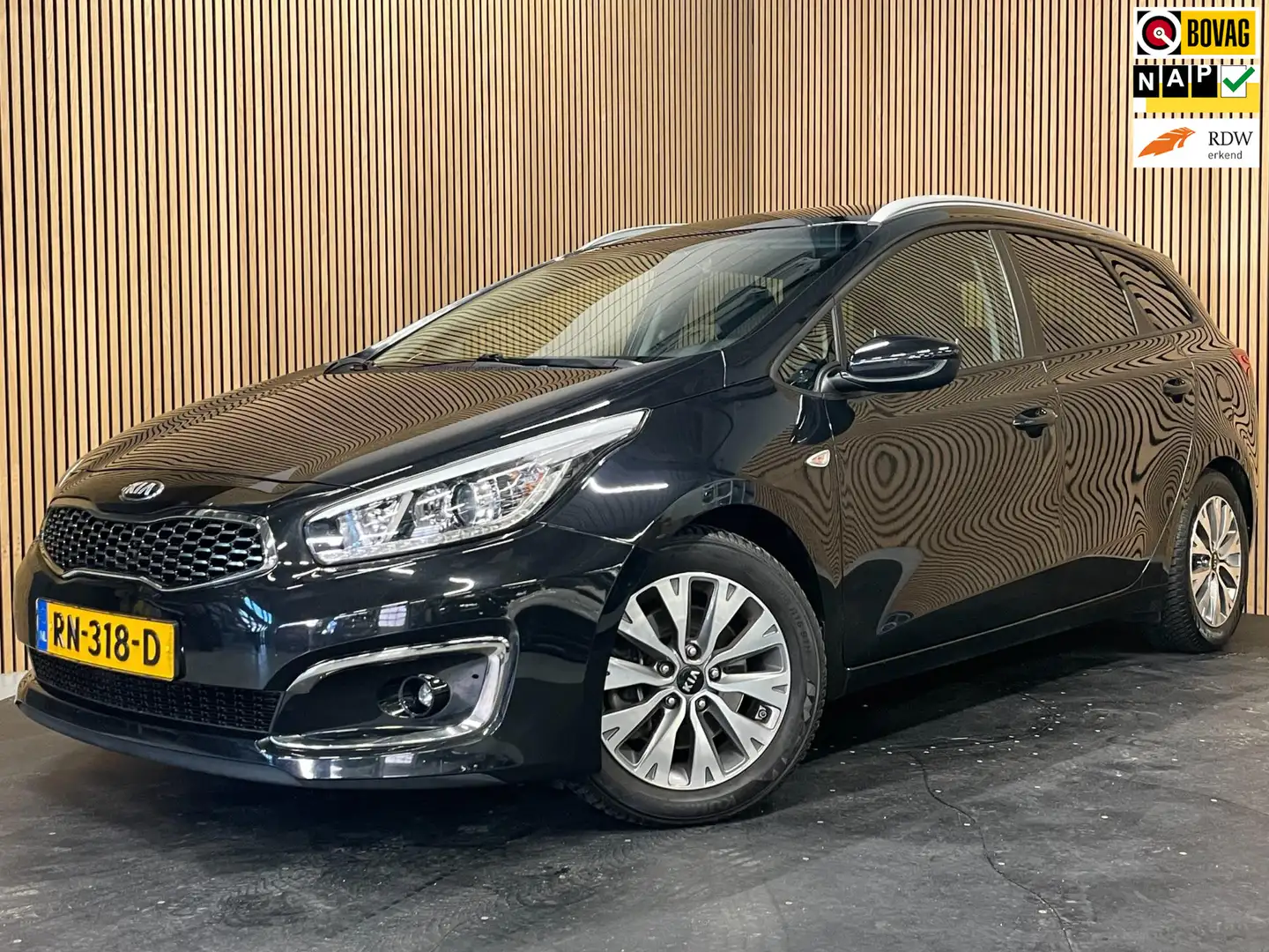 Kia Ceed SW / cee'd SW Sportswagon 1.0 T-GDi ComfortPlusLine Navigator|NA Noir - 1