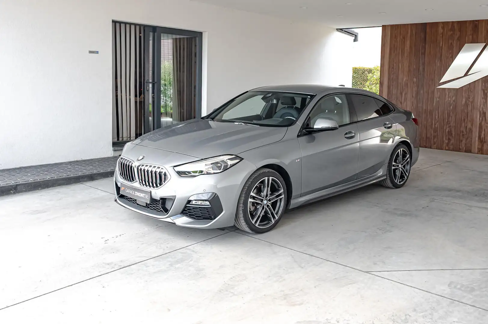 BMW 218 iA M-pack, Live Cockpit pro, Hifi, zetelverwarming Gris - 2