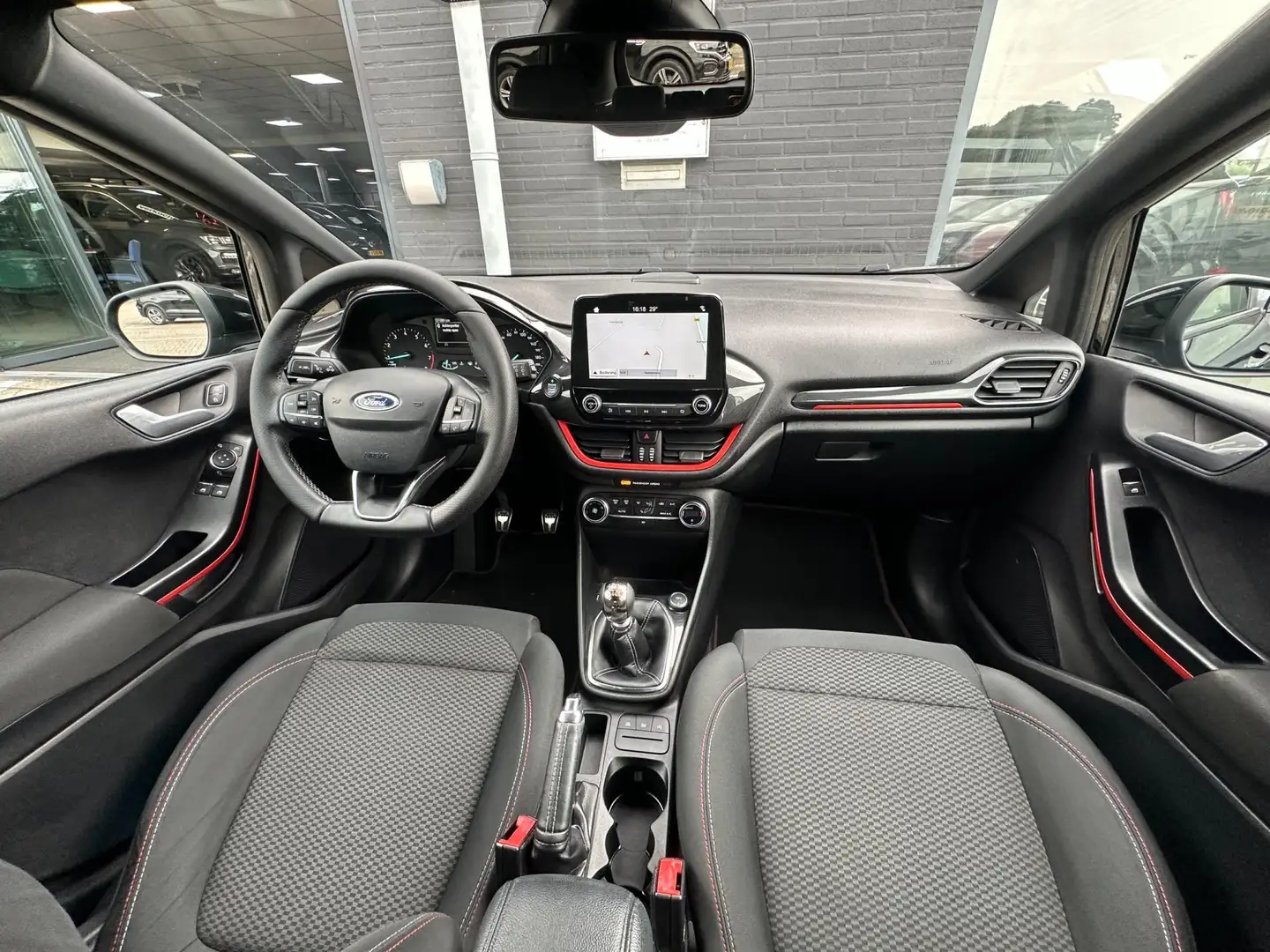 Ford Fiesta 1.0 EcoBoost ST-Line/APP-CONNECT/PDC/NAVI/NL-AUTO Zwart - 2