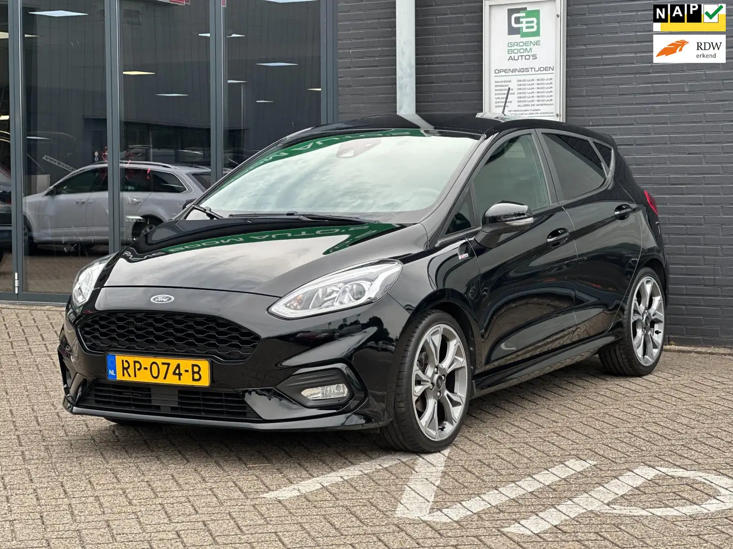 Ford Fiesta 1.0 EcoBoost ST-Line/APP-CONNECT/PDC/NAVI/NL-AUTO Zwart - 1