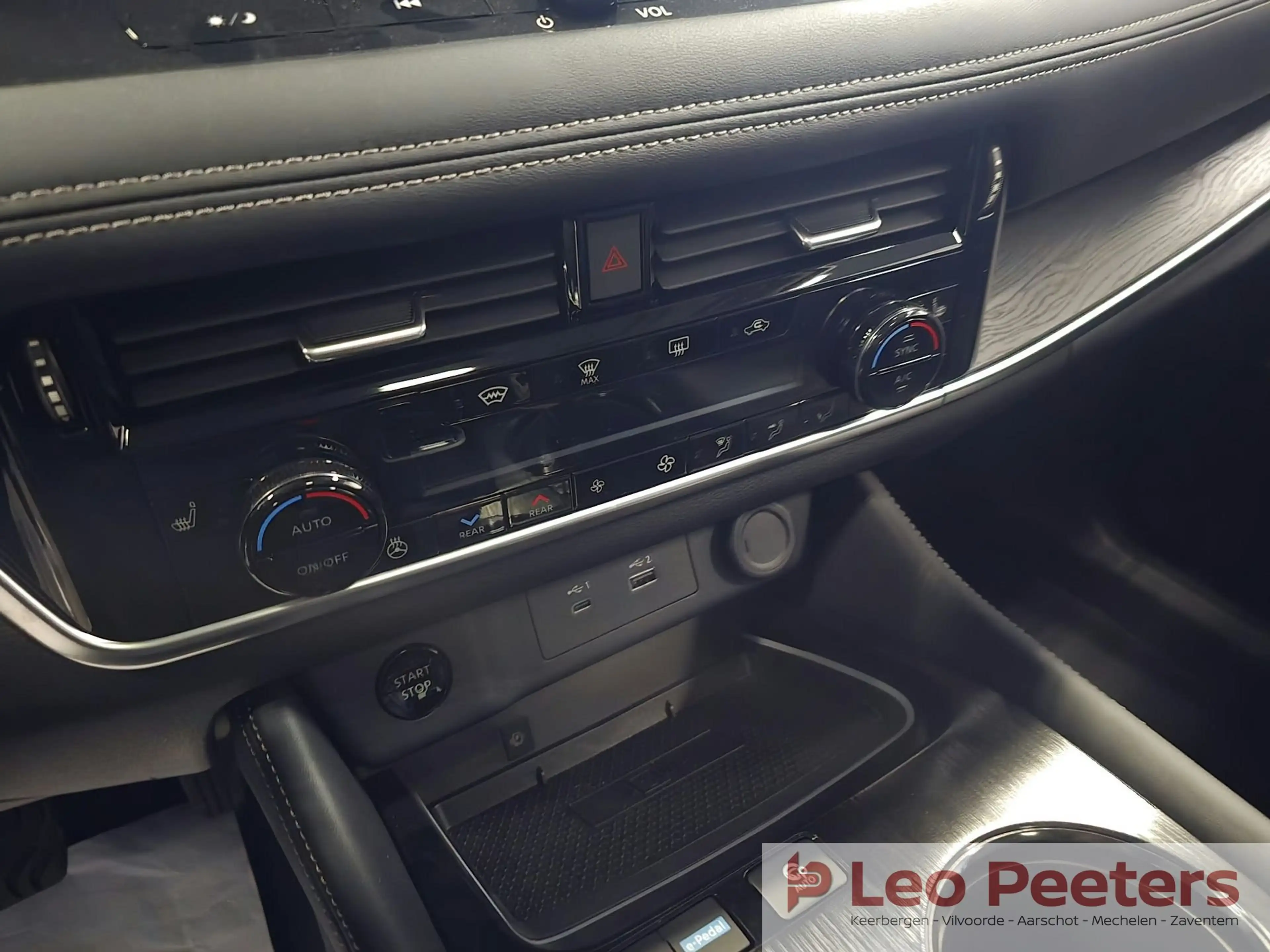 Nissan X-Trail e-POWER Tekna 204pk — photo 9