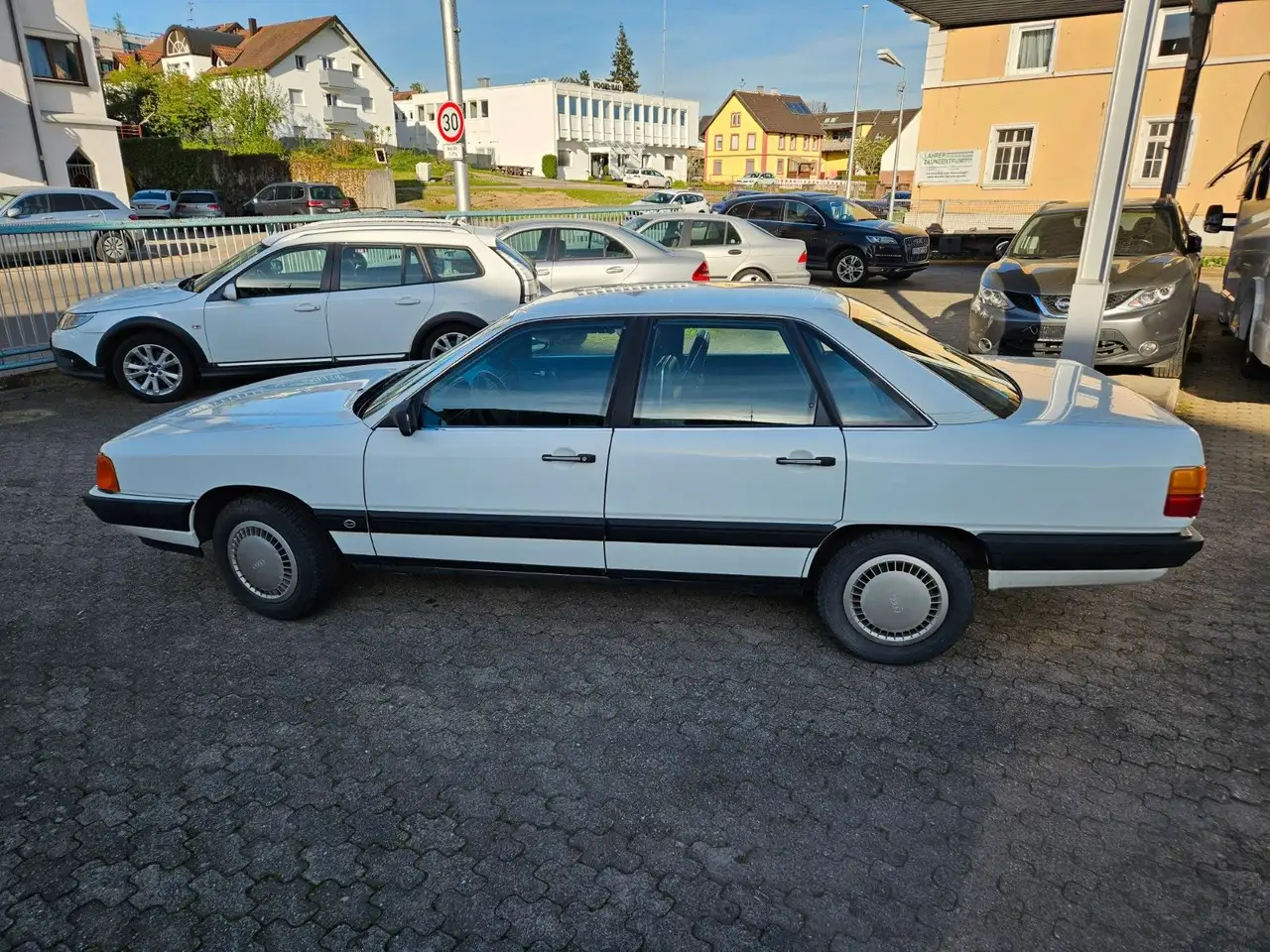 Audi 100, foto 7