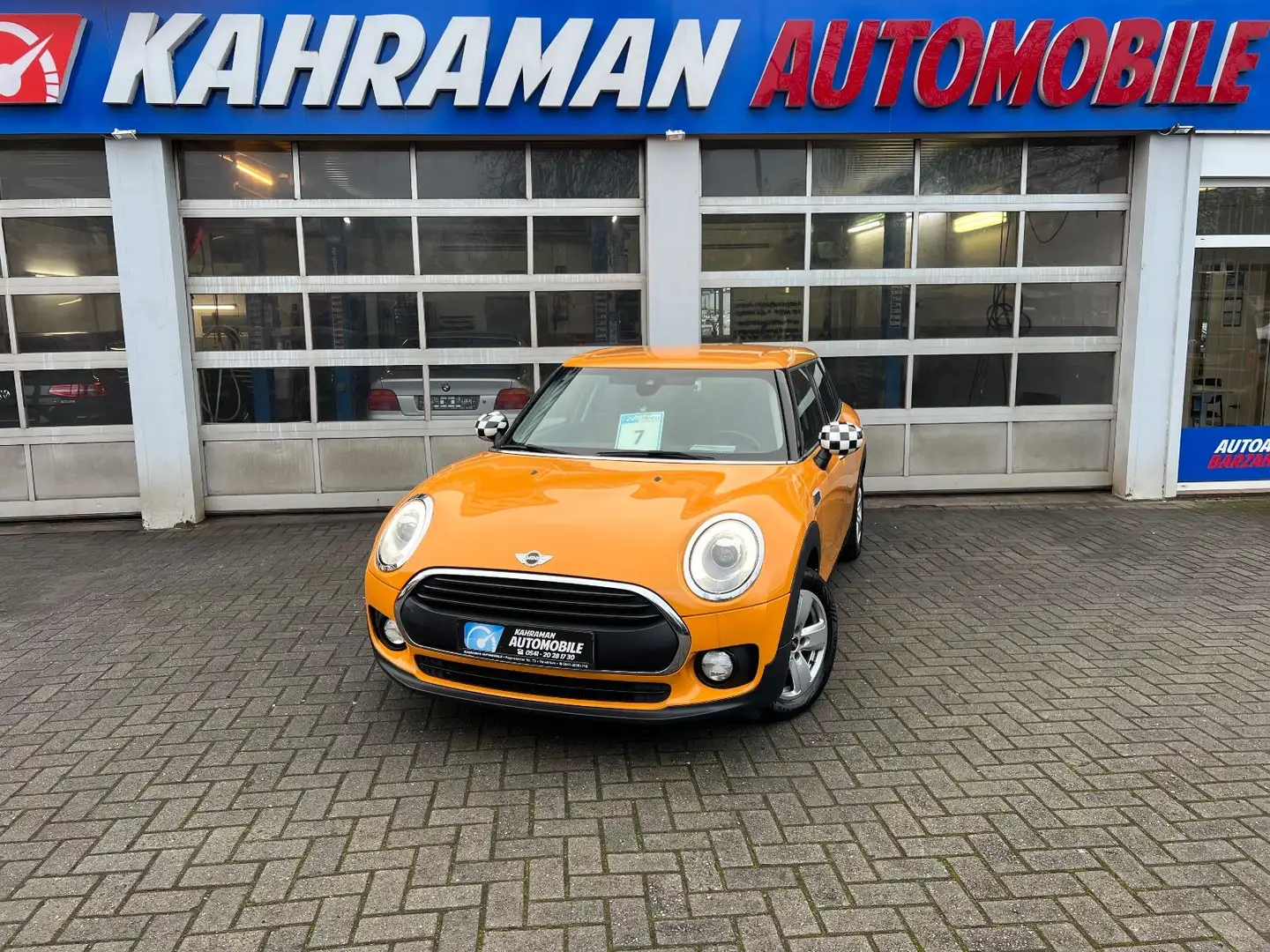 MINI One Clubman One Orange - 1