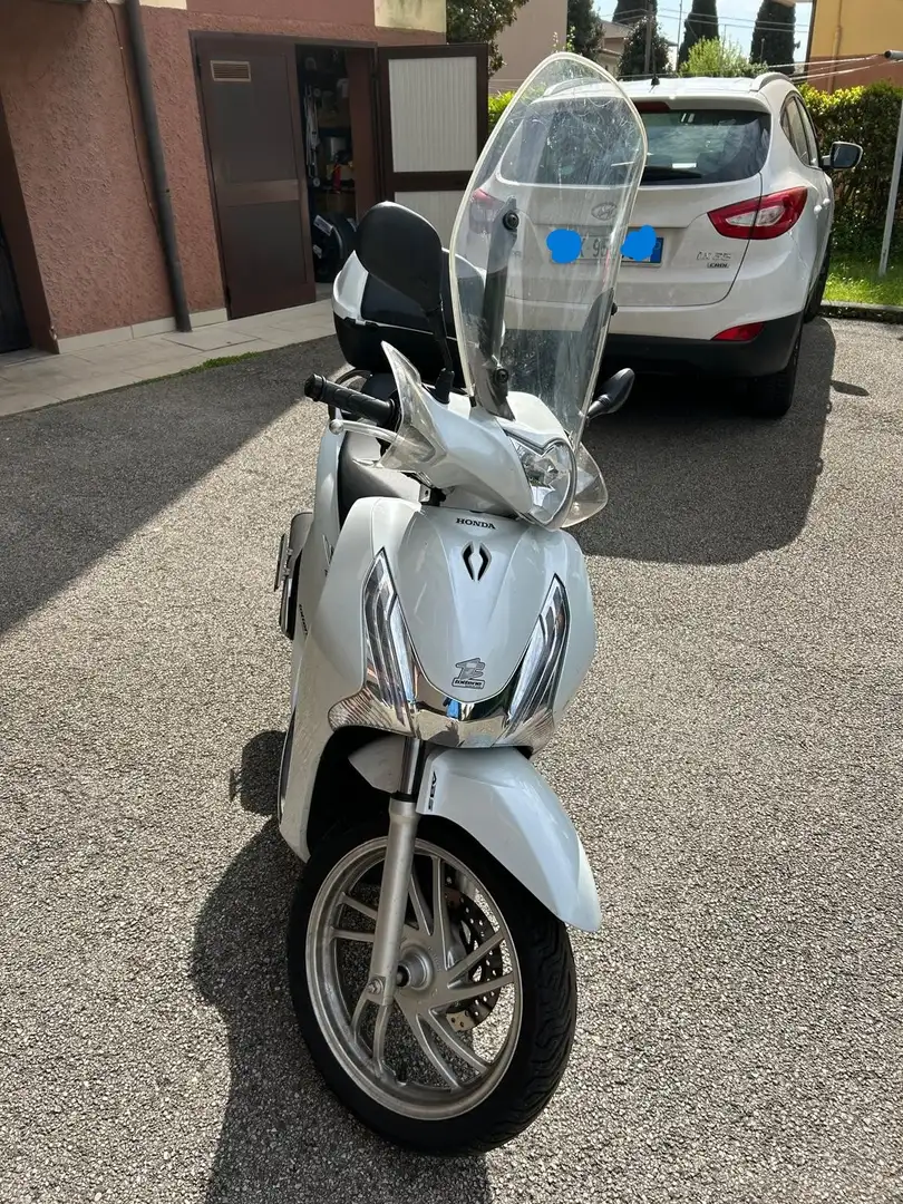 Honda SH 150i abs Bílá - 1