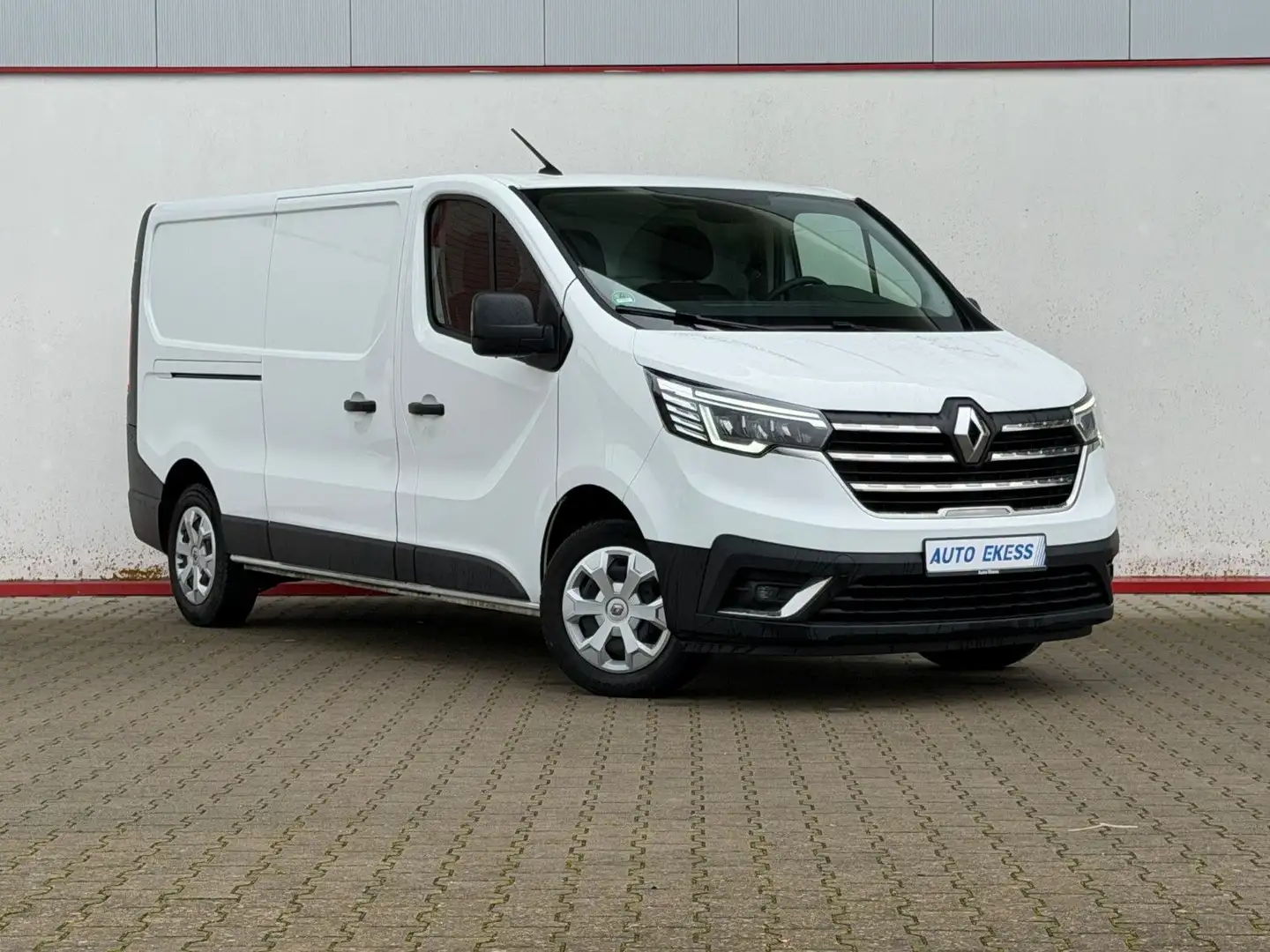 Renault Trafic Kasten 2.0 dCi L2H1 3,0t Komfort LED*PDC* Weiß - 1