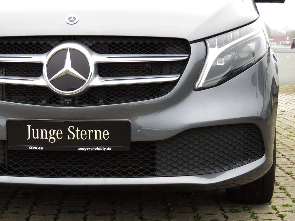 Mercedes-Benz V 250