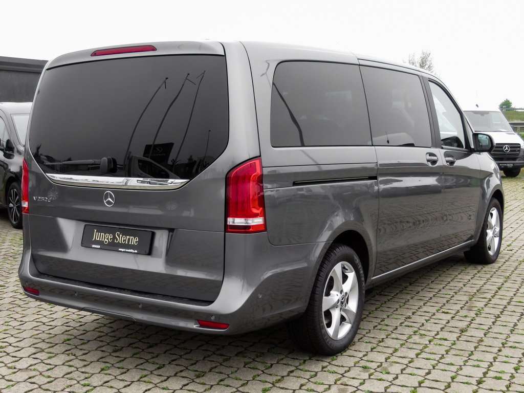 Mercedes-Benz V 250