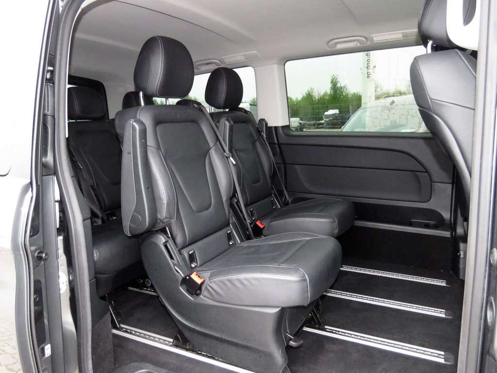 Mercedes-Benz V 250