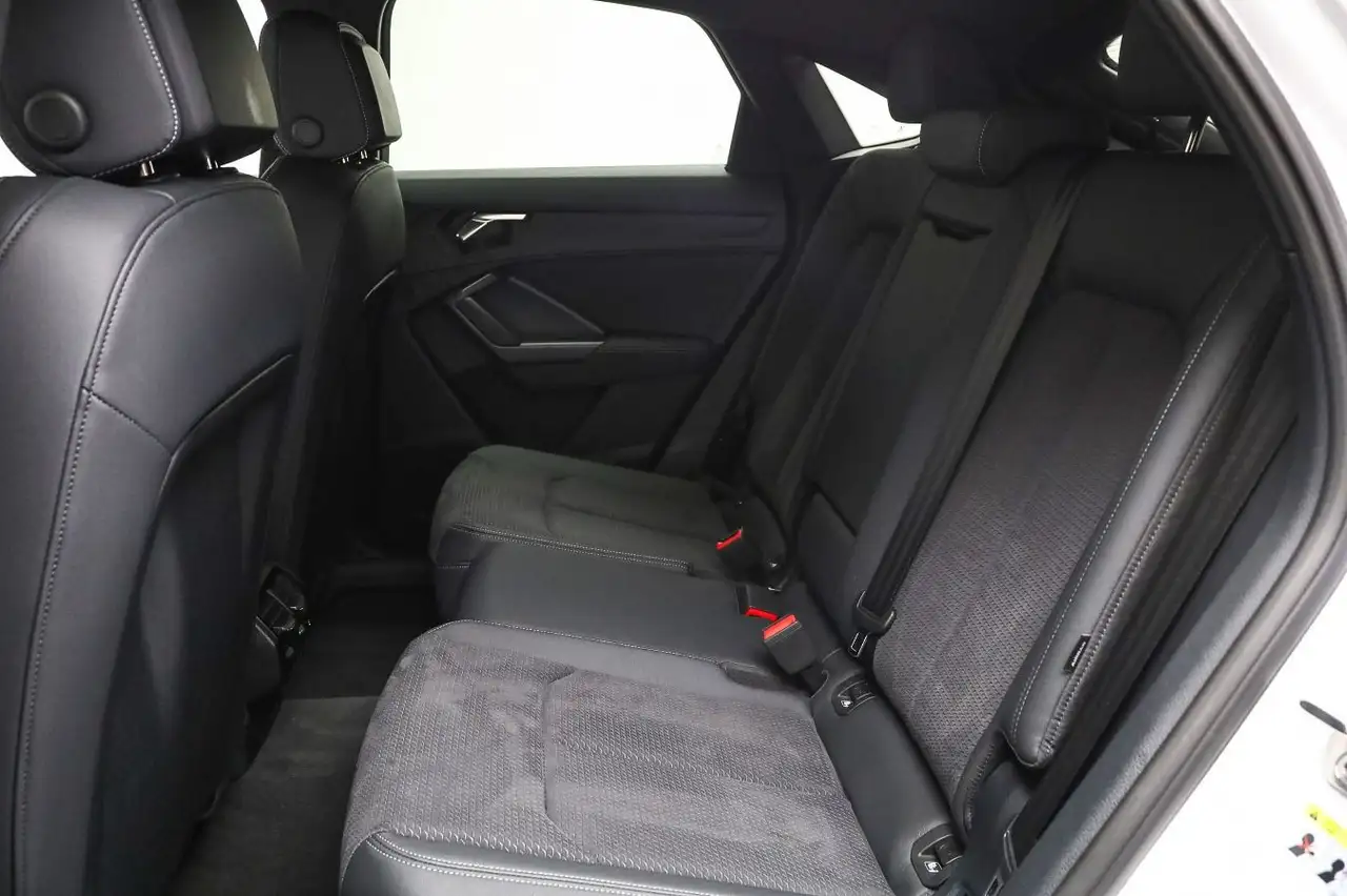 Audi Q3 S line 40 TDI qu. Matrix*Assist*Sou 9
