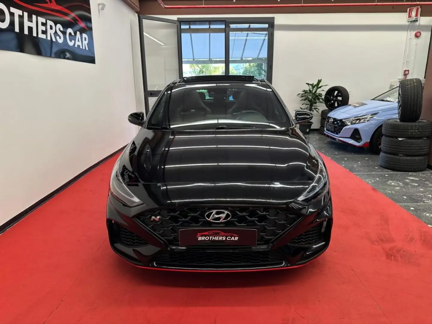 Hyundai i30 2.0 280CV DCT TETTO - GUSCI - DUOMI Schwarz - 2