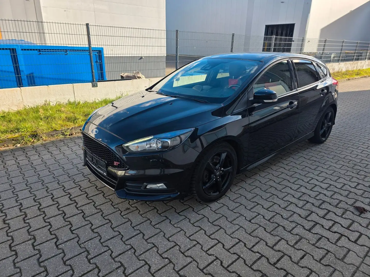 Ford Focus 2,0TDCi ST PowerS. Leder-Sport-Paket Schwarz - 1