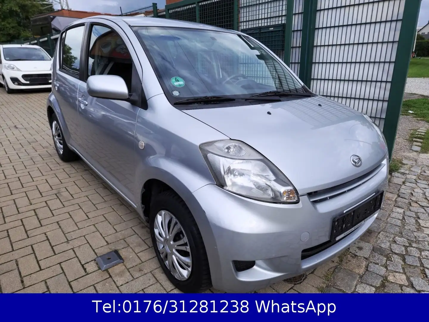 Daihatsu Sirion 1.0 !! Klima !! Tüv-Neu !! 4.Türig !! Silber - 2