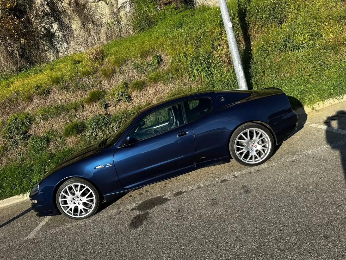 Maserati GranSport Coupe 4.2 cambiocorsa Blau - 2