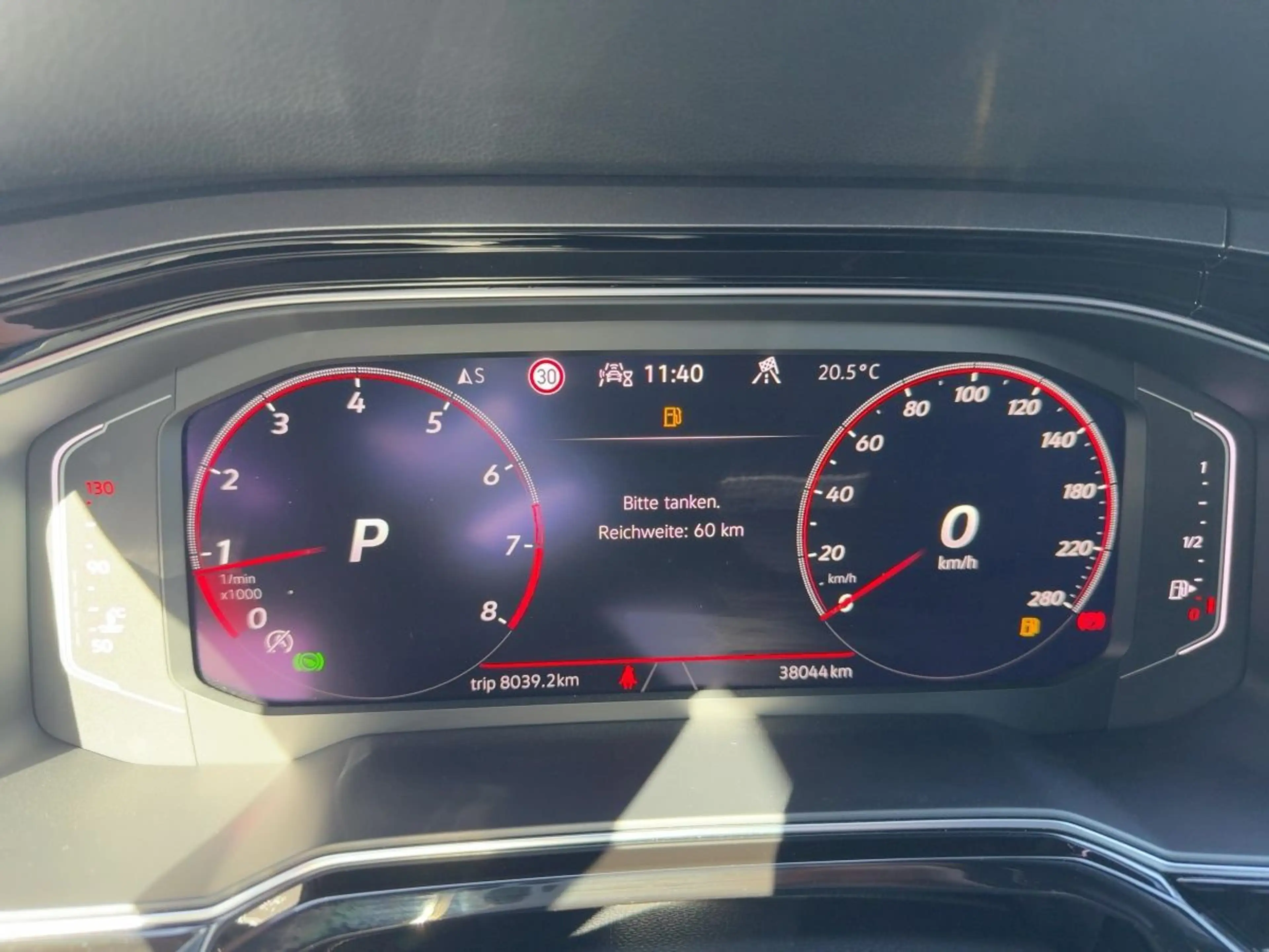 Volkswagen Polo GTI 2.0 TSI DSG ACC Navi LED-Matrix Climatr — photo 12