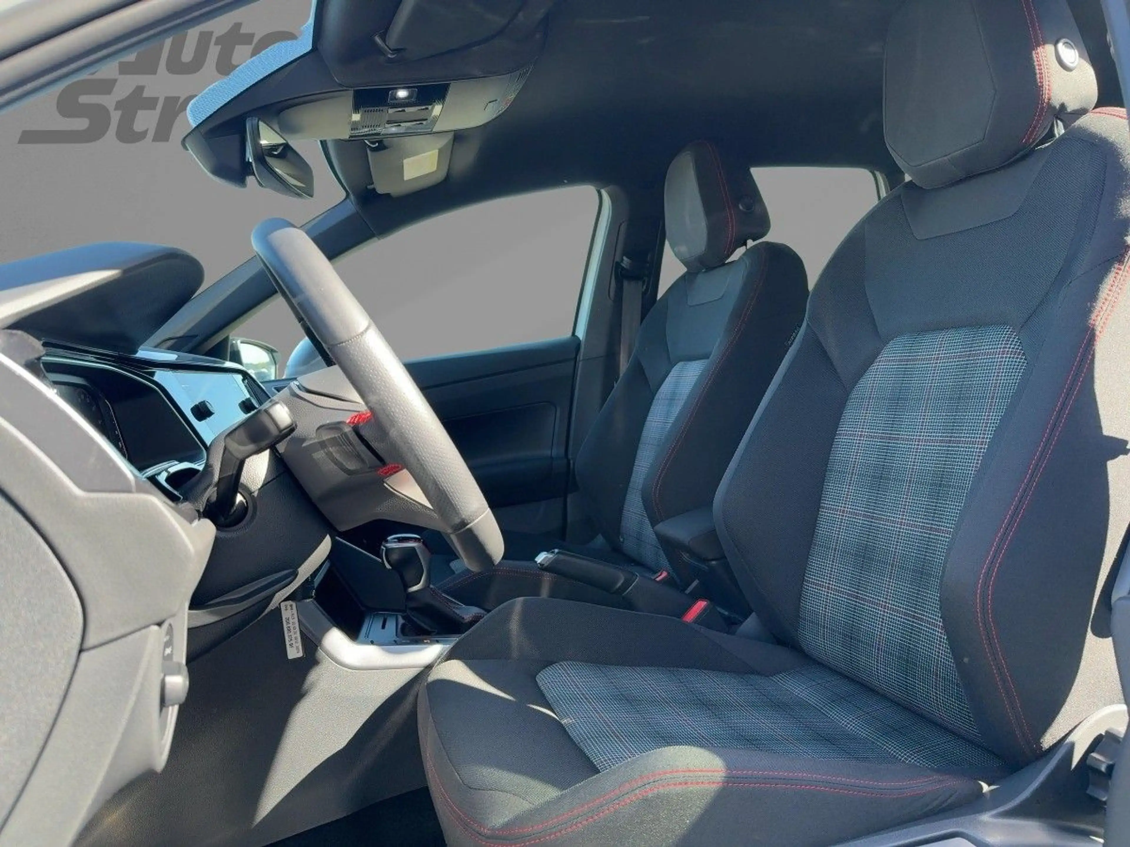 Volkswagen Polo GTI 2.0 TSI DSG ACC Navi LED-Matrix Climatr — photo 9