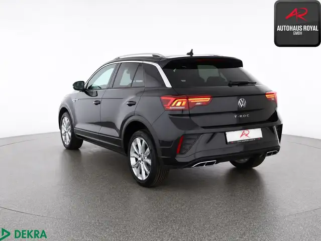 Volkswagen T-Roc view 3