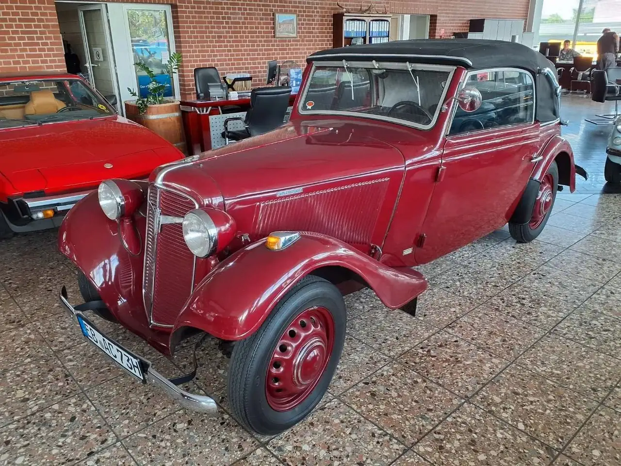 Adler Trumpf Junior 25 Cabrio Karmann Karosserie, foto 3