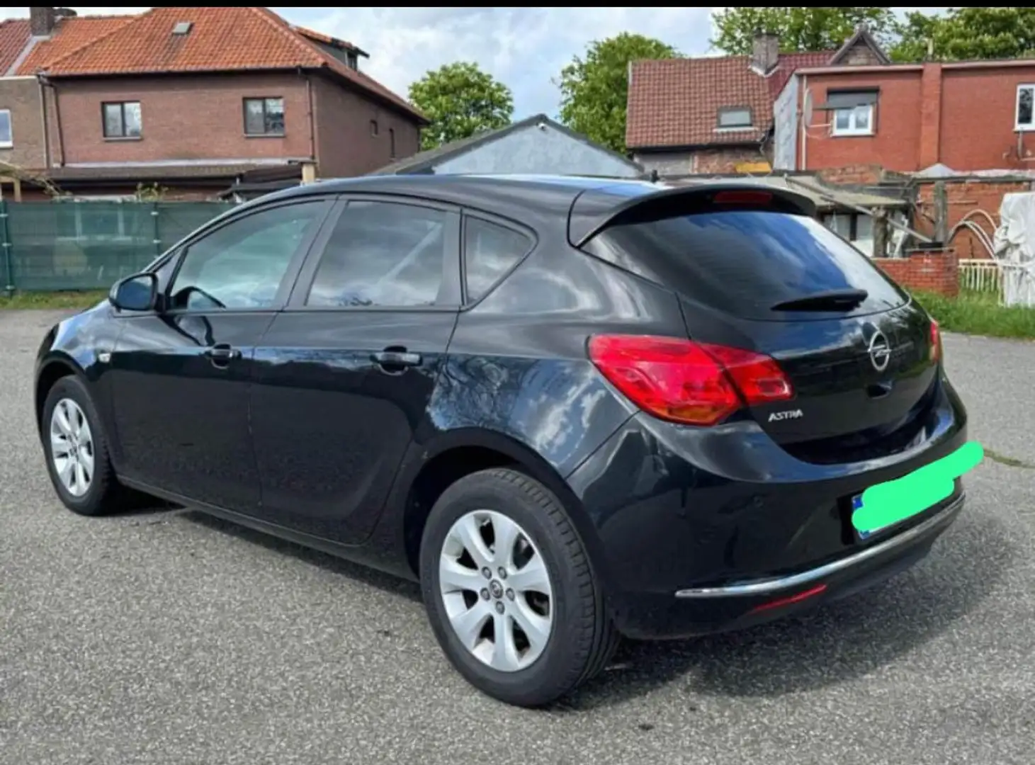 Opel Astra GTC 1.4 Turbo - 1