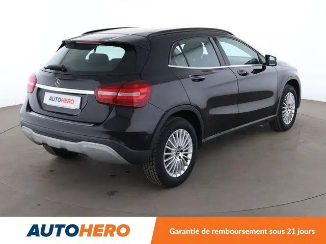 Mercedes-Benz Gla view 6