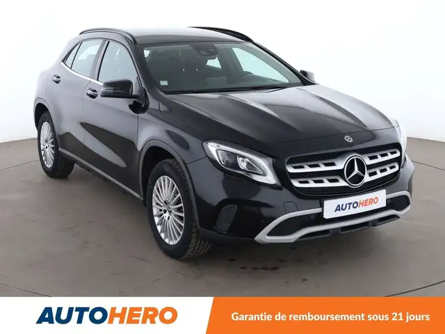 Mercedes-Benz Gla view 8