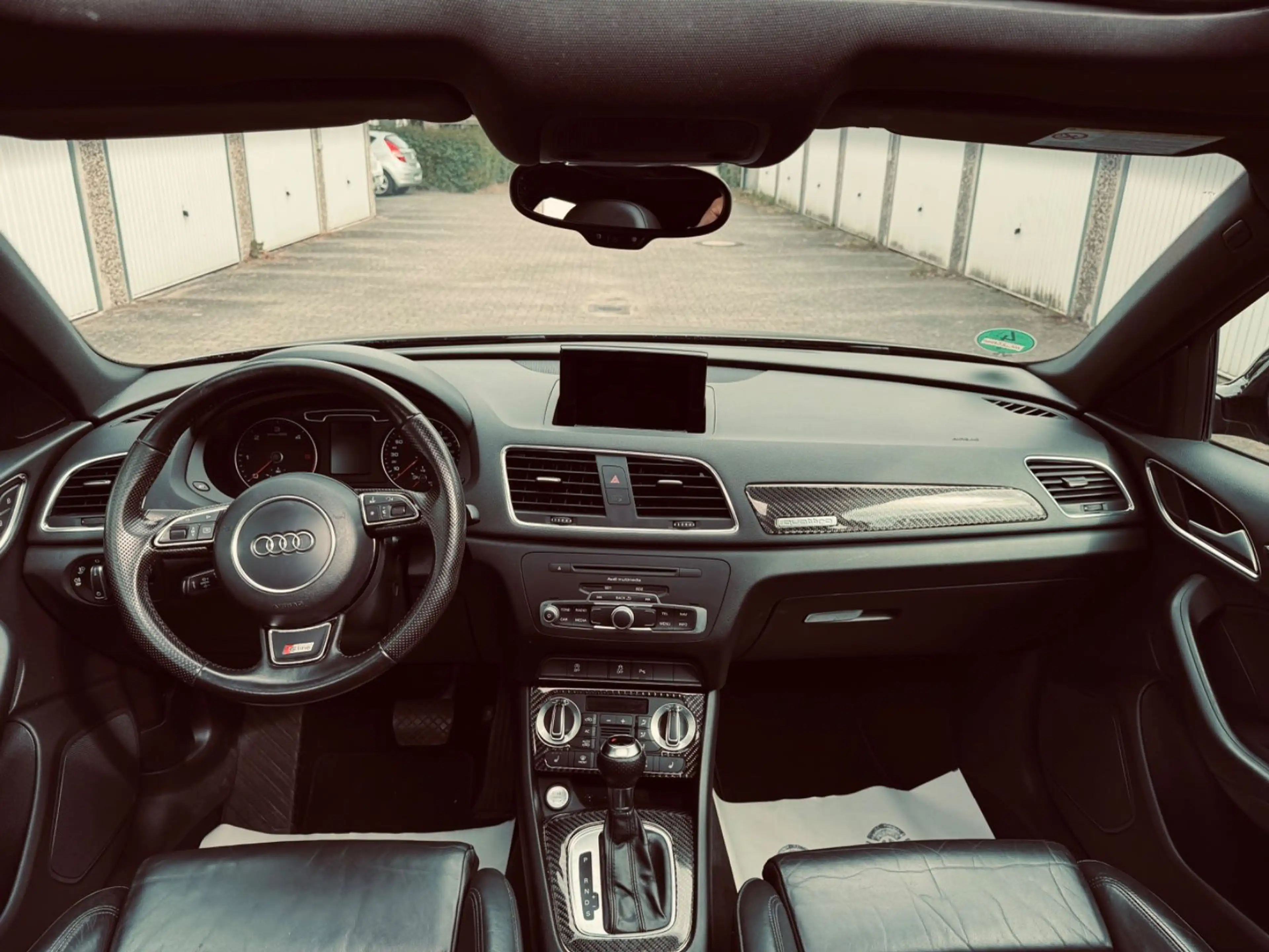 Audi Q3 Audi Q3 2,0 TDI quattro S-tronic "S line" — photo 14