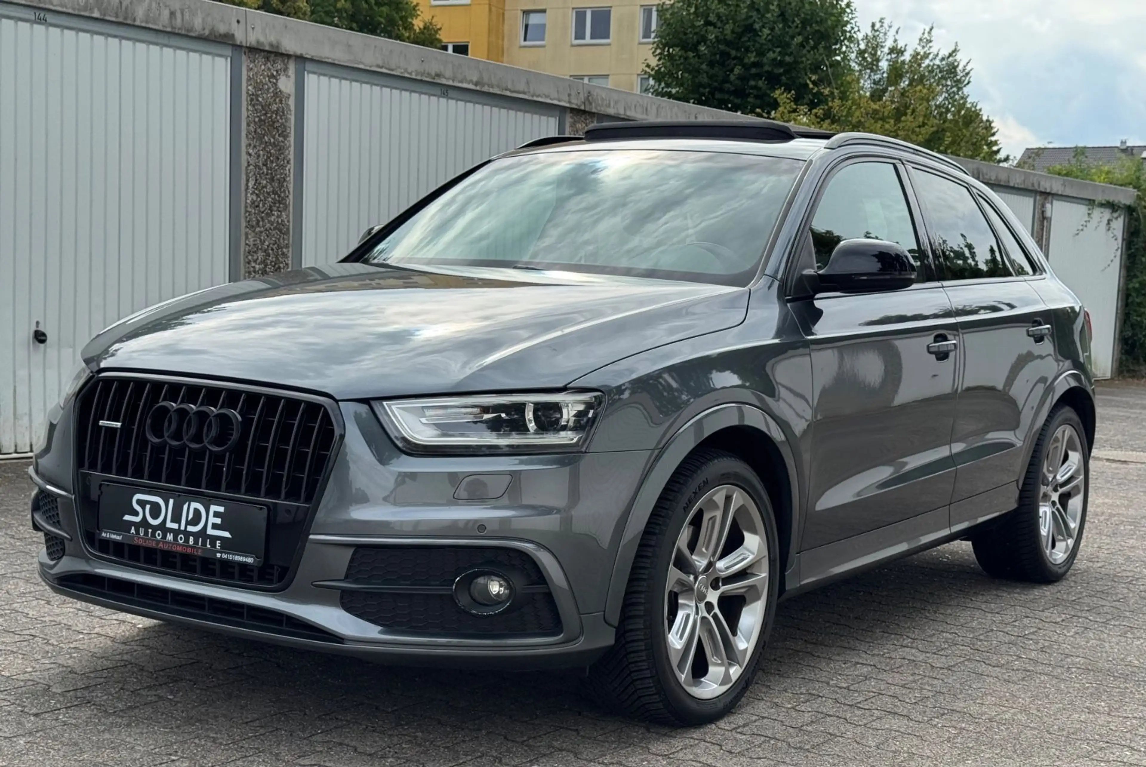 Audi Q3 Audi Q3 2,0 TDI quattro S-tronic "S line" — photo 2