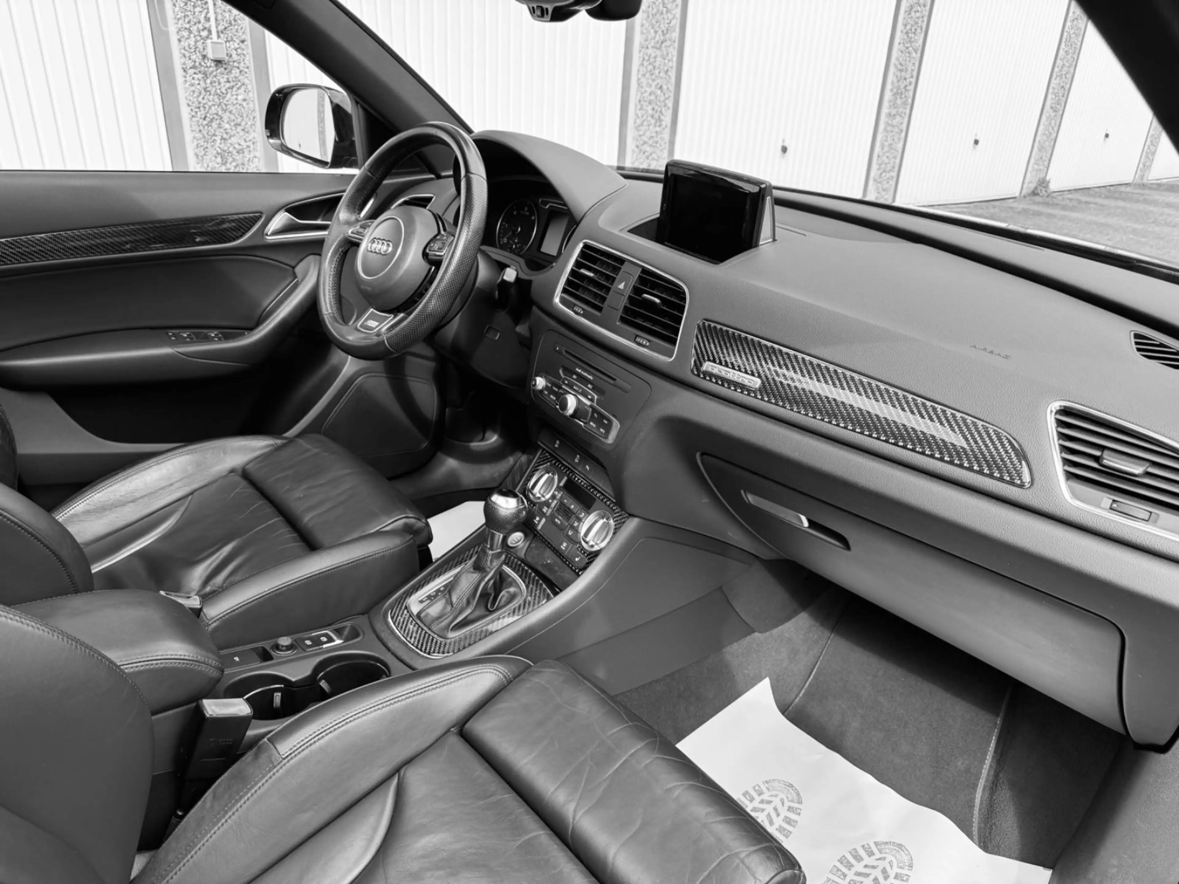 Audi Q3 Audi Q3 2,0 TDI quattro S-tronic "S line" — photo 8
