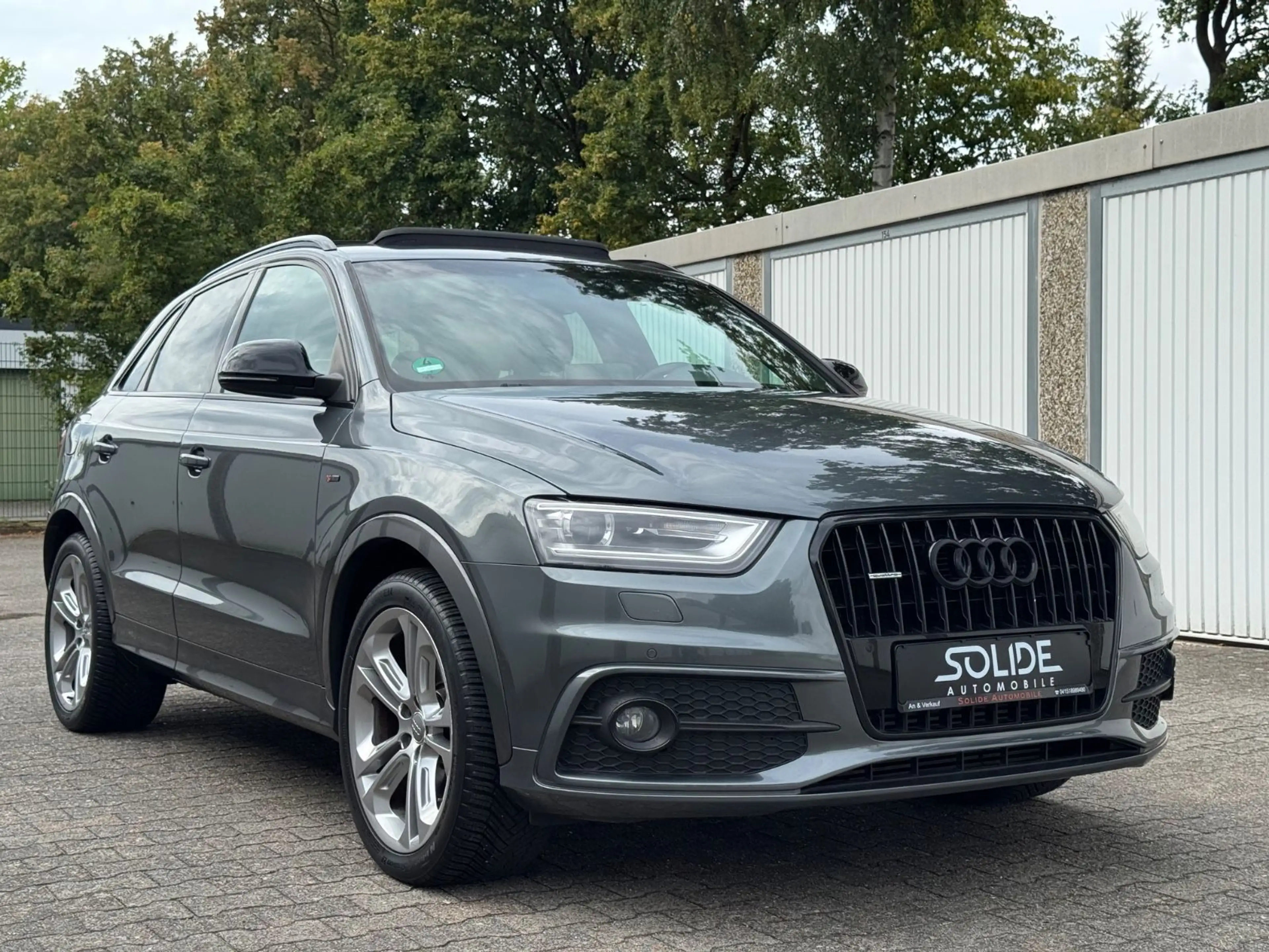 Audi Q3 Audi Q3 2,0 TDI quattro S-tronic "S line" — photo 4