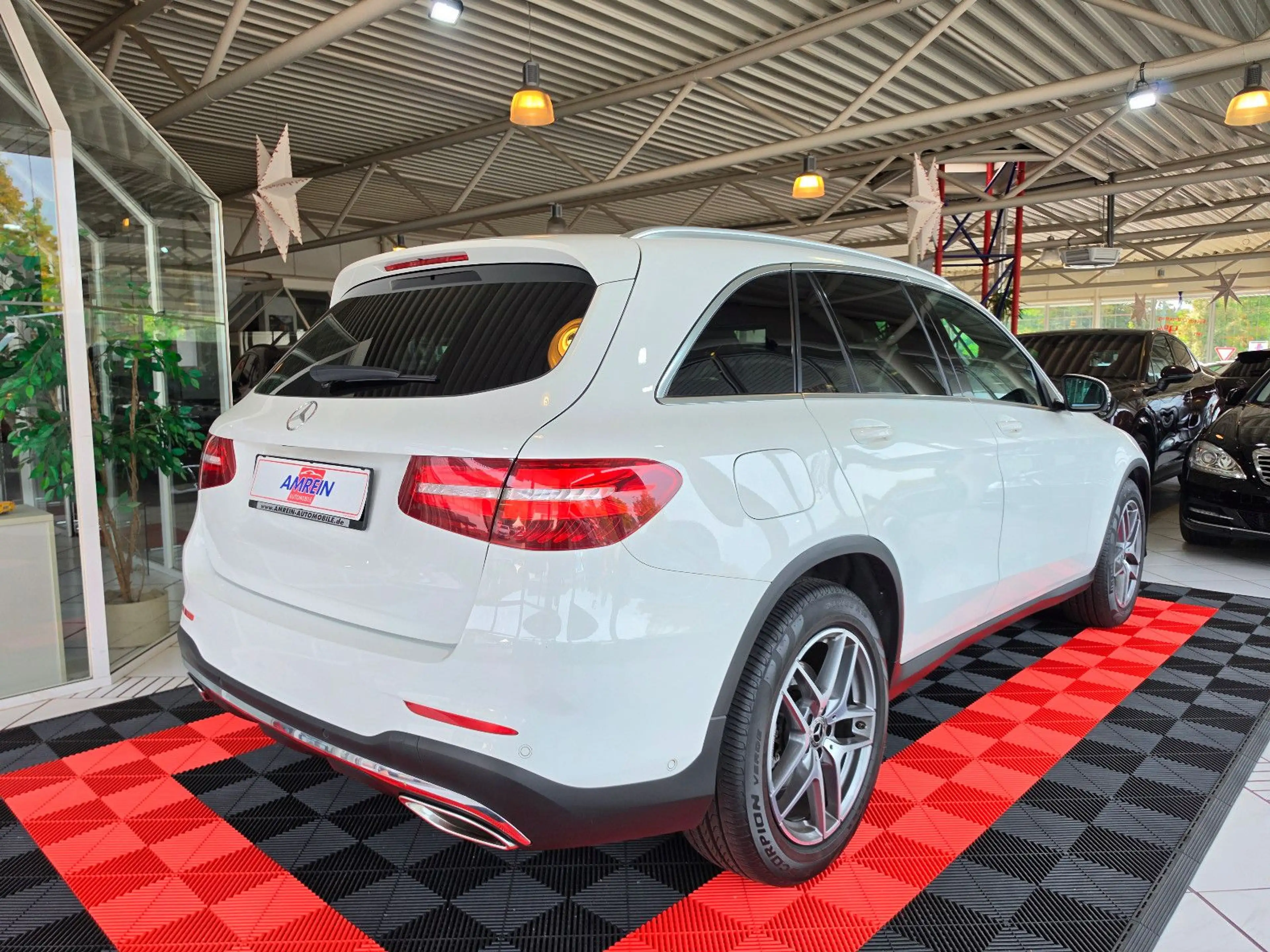 Mercedes-Benz GLC 250 4Matic AMG Line+KEYLESS GO+KAMERA+NAVI+ — photo 7