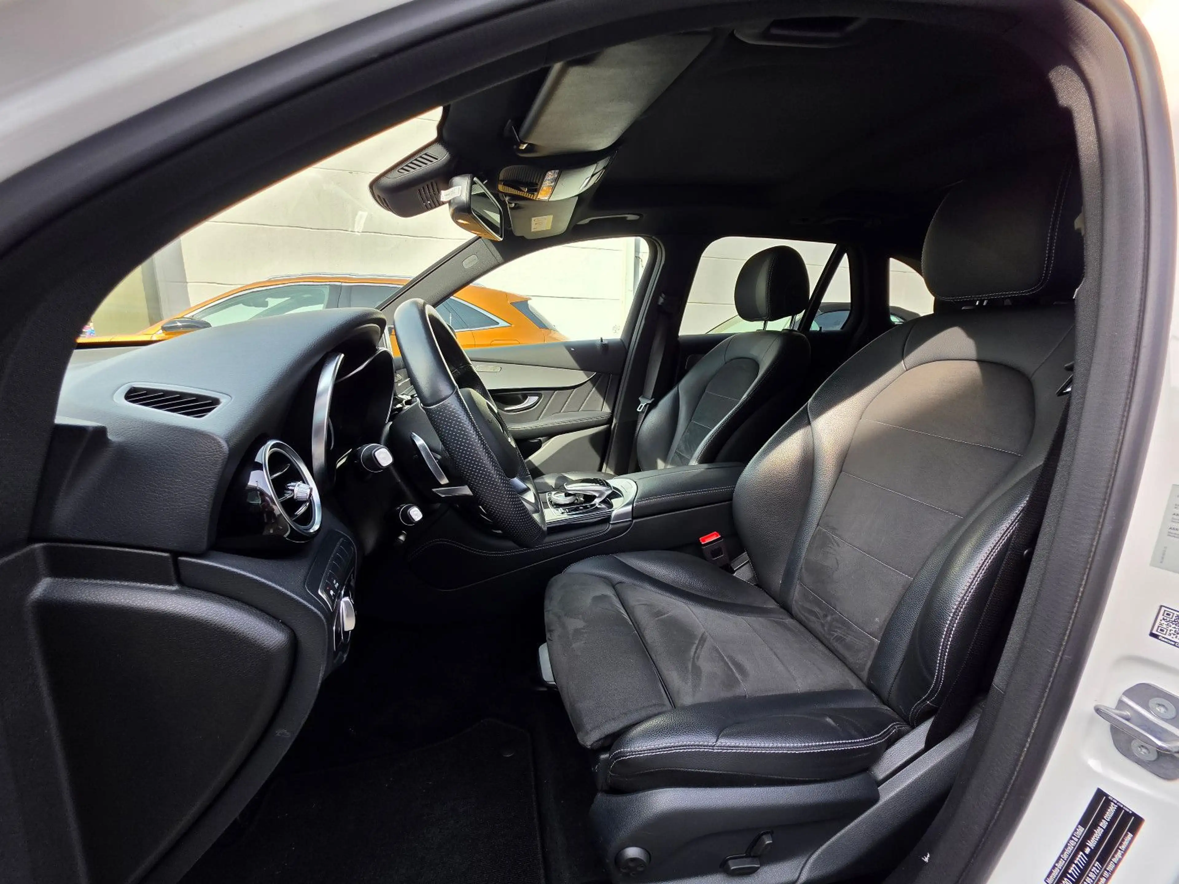 Mercedes-Benz GLC 250 4Matic AMG Line+KEYLESS GO+KAMERA+NAVI+ — photo 10