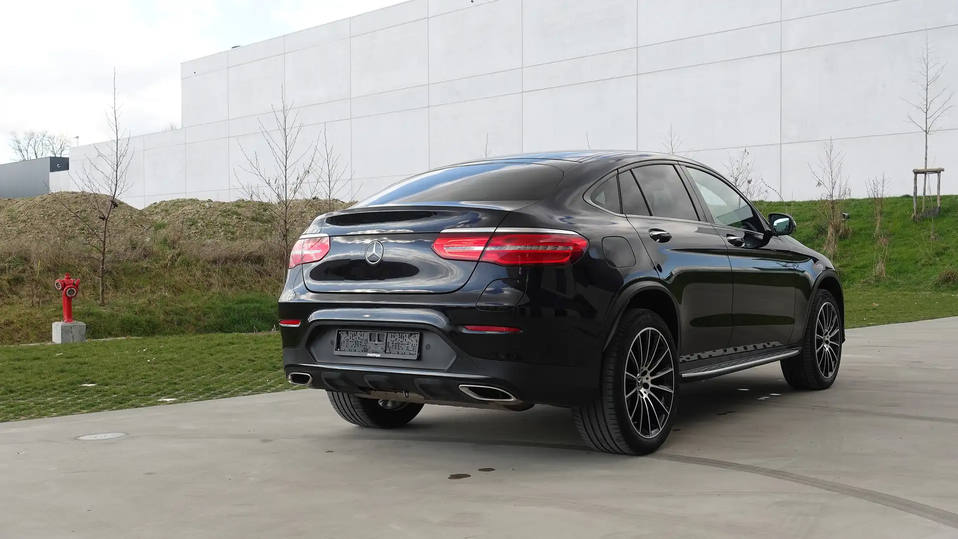 Mercedes-Benz GLC 350 e Coupé 4-Matic PHEV Zwart - 2