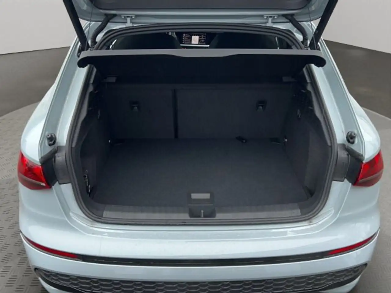 Audi A3 30 TFSI advanced NAVI+ACC+LED+KAMER 16