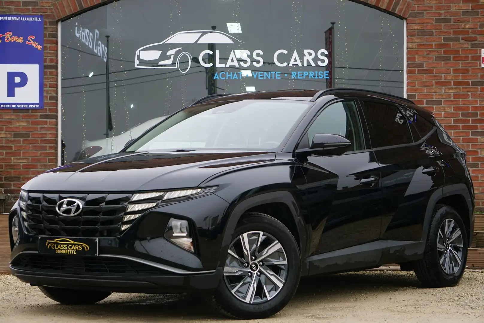 Hyundai TUCSON 1.6 T-GDi Techno COCKPIT NAVI CAM CARPLAY 1er main Schwarz - 1