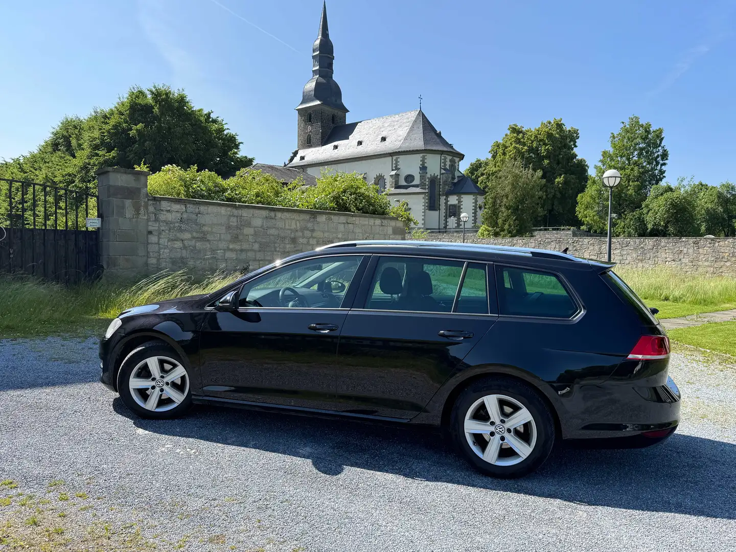 Volkswagen Golf Variant Golf VII Variant Diesel 1.6 TDI BlueMotion Technol Schwarz - 1
