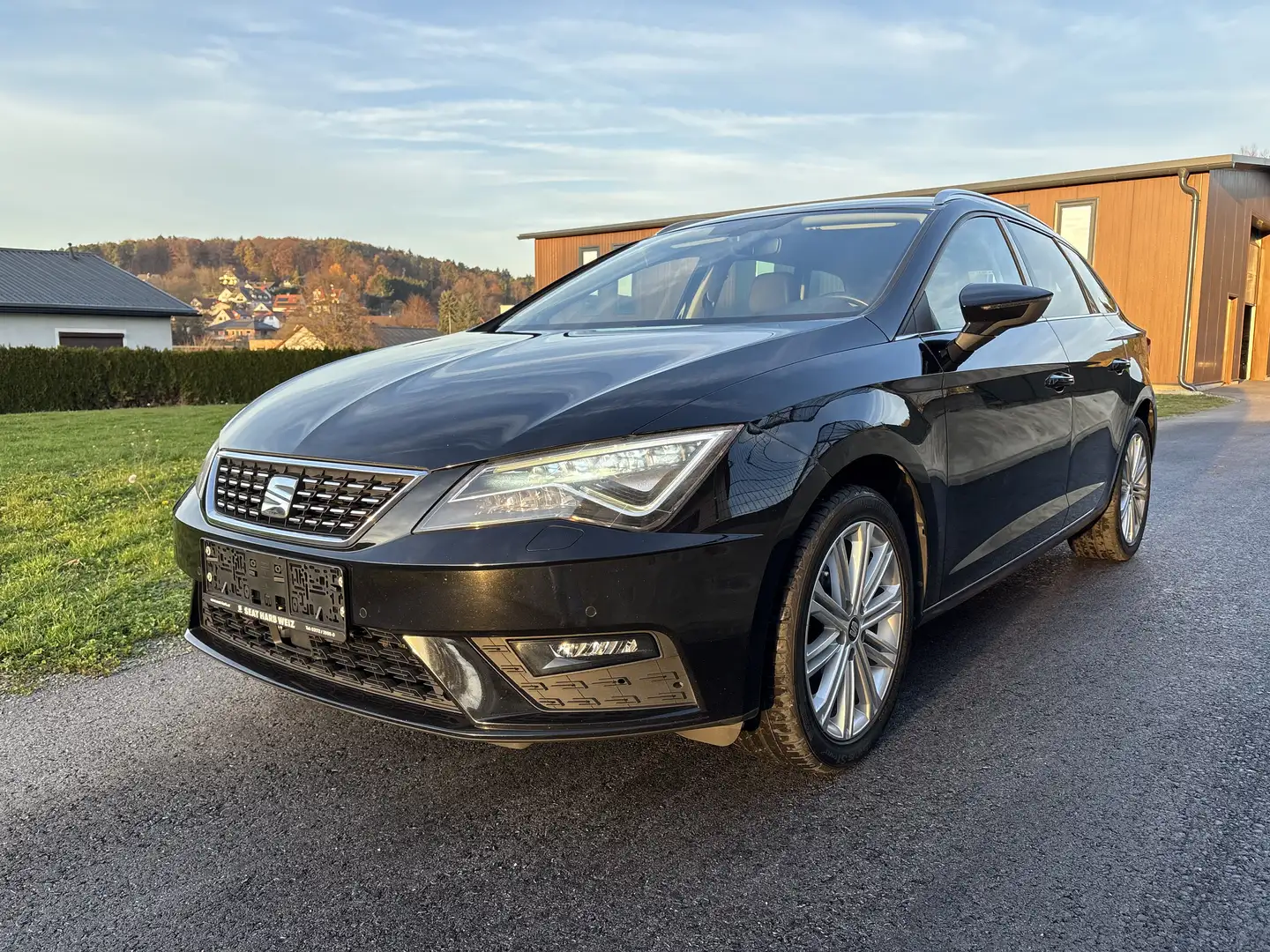 SEAT Leon ST Xcellence 1,6 TDI Start-Stopp - 1